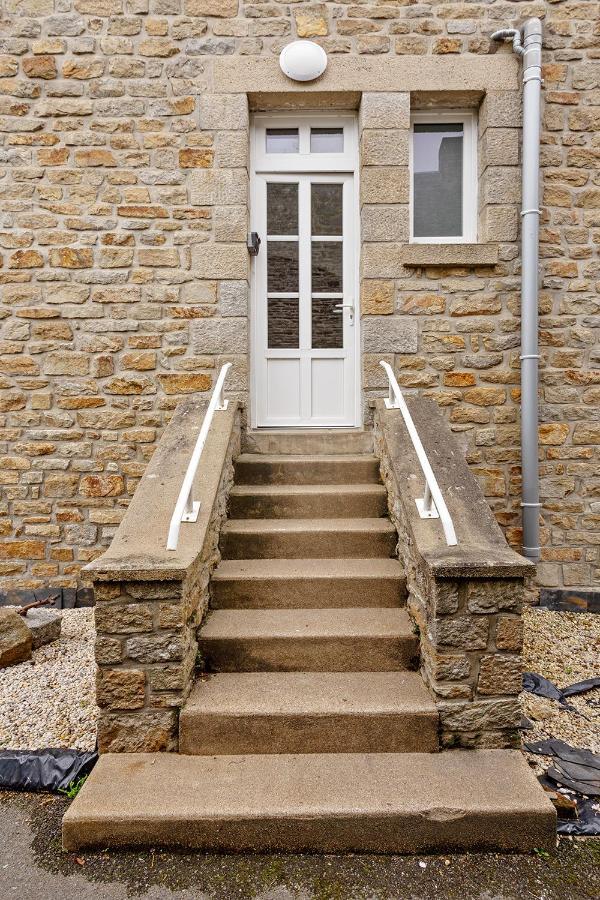 Esprit Cabane En Bord De Mer ! Pontorson Exterior foto